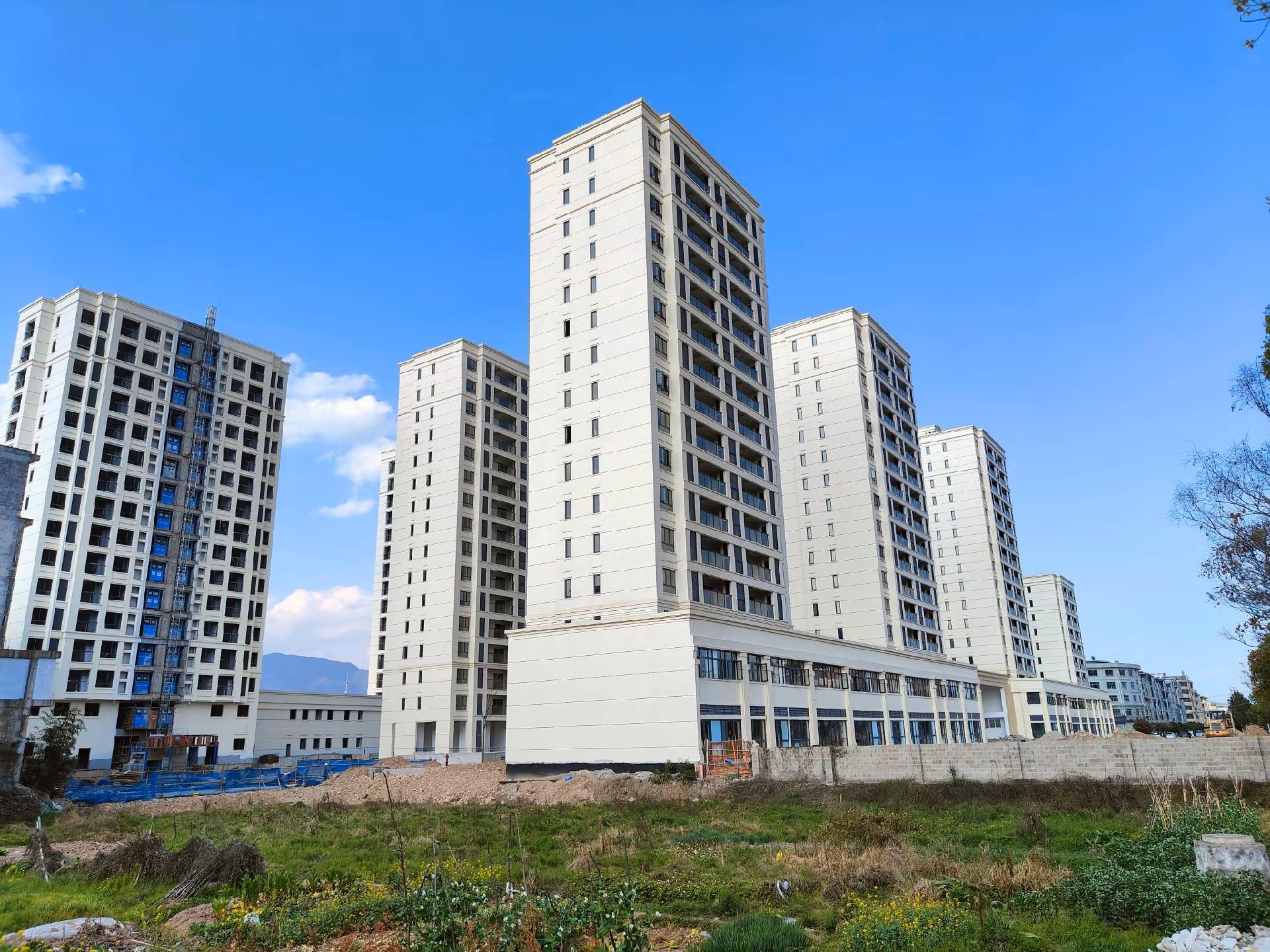 出售横溪小区3室2厅2卫120平米65万住宅