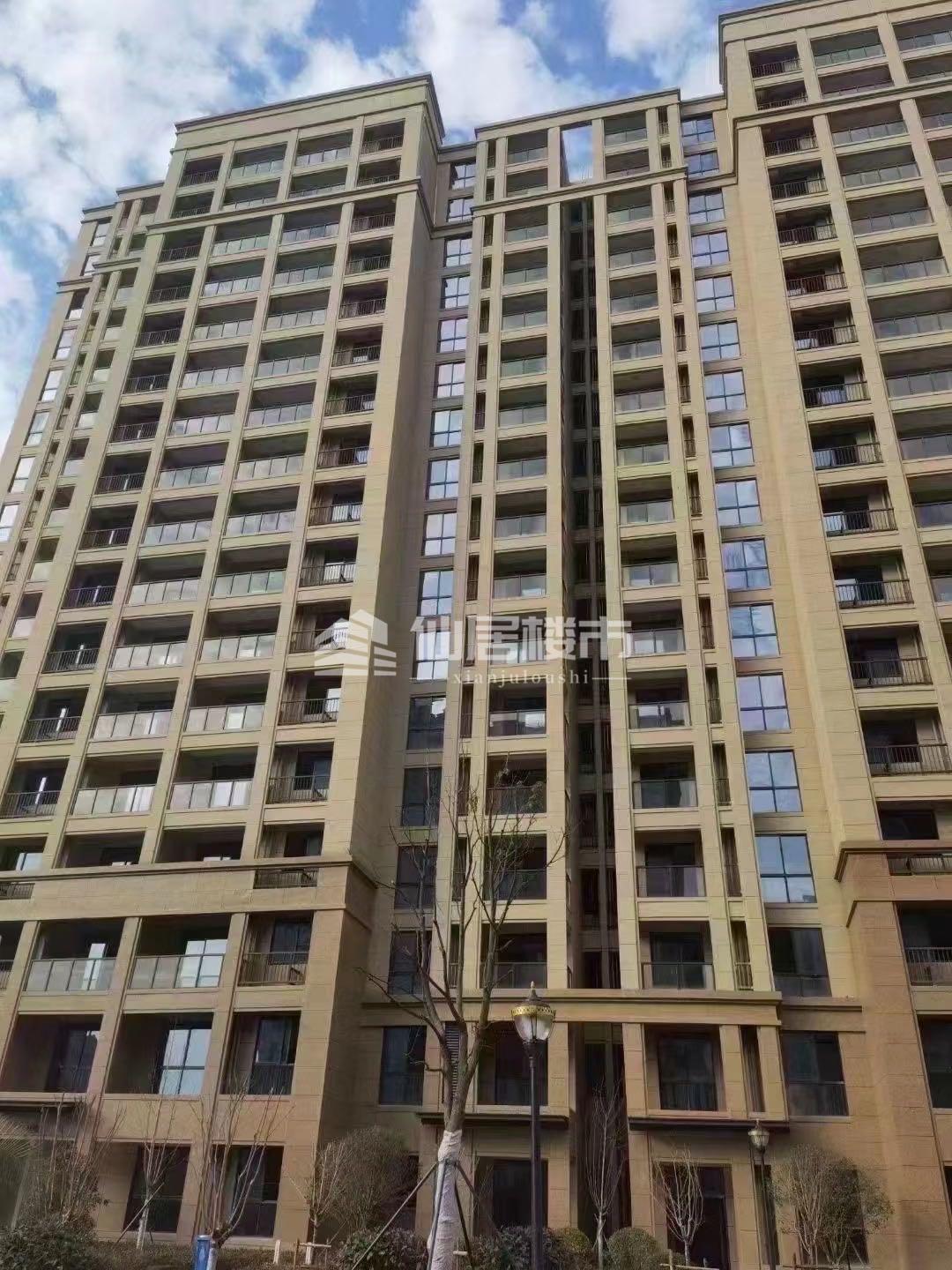 出租嘉乐苑4室3厅3卫139平米1600元/月住宅