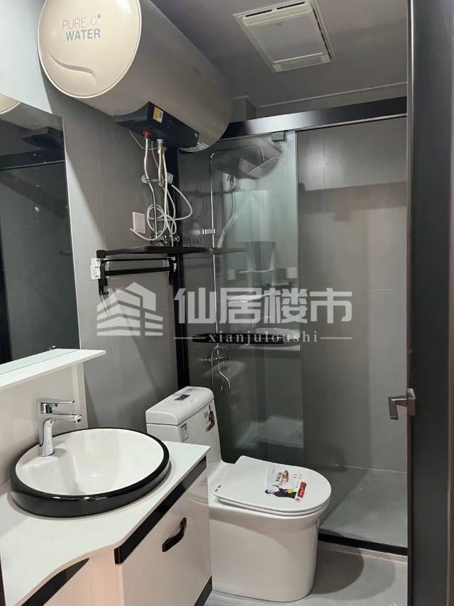 花园路1间地到天，精装，4层，前后停车方便，售235万