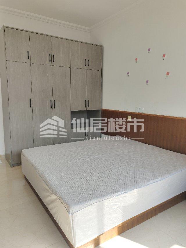 房东直租公寓有大小房间480之780光纤直接到位无线电视免费有洗衣机可以做饭